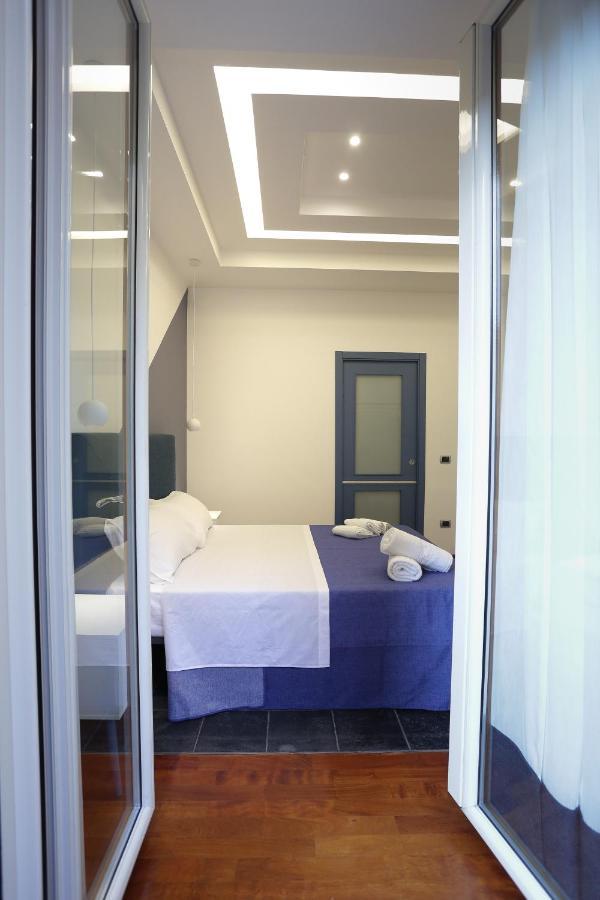 Ersilia Chiaia Suite Neapel Exterior foto