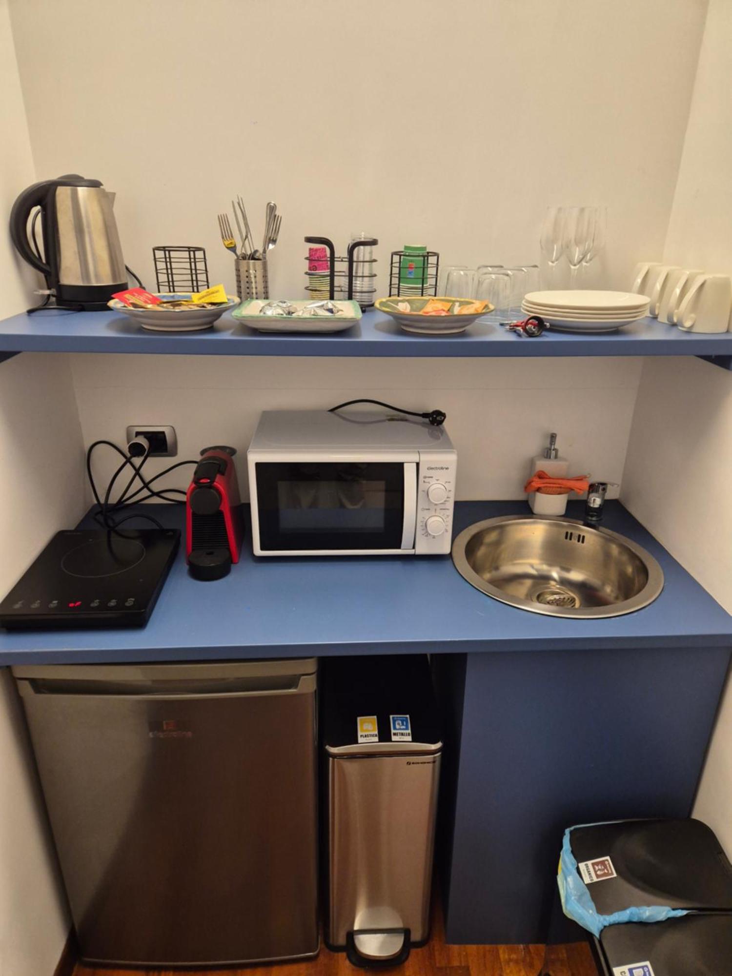 Ersilia Chiaia Suite Neapel Zimmer foto